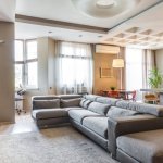 Alege covorul de lână ideal pentru un living aerisit și luminos: culori, texturi și trucuri inteligente