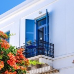 Balcon scăldat în soare: 12 plante care înfruntă seceta și colorează spațiul tot sezonul