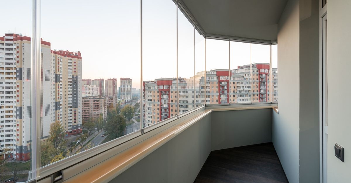 Spune adio frigului pe balcon: soluții practice și durabile pentru eliminarea punților termice