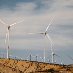Mituri vs. realitate în energia regenerabilă: faptele care îți pot economisi bani