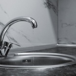 De la firicel la flux: cum crești presiunea apei în apartament, pas cu pas